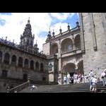 Santiago de Compostela - elewacja południowa ze schodami na plac Praterias