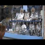 Santiago de Compostela - wystawa sklepu z dewocjonaliami, muszle Św. Jakuba