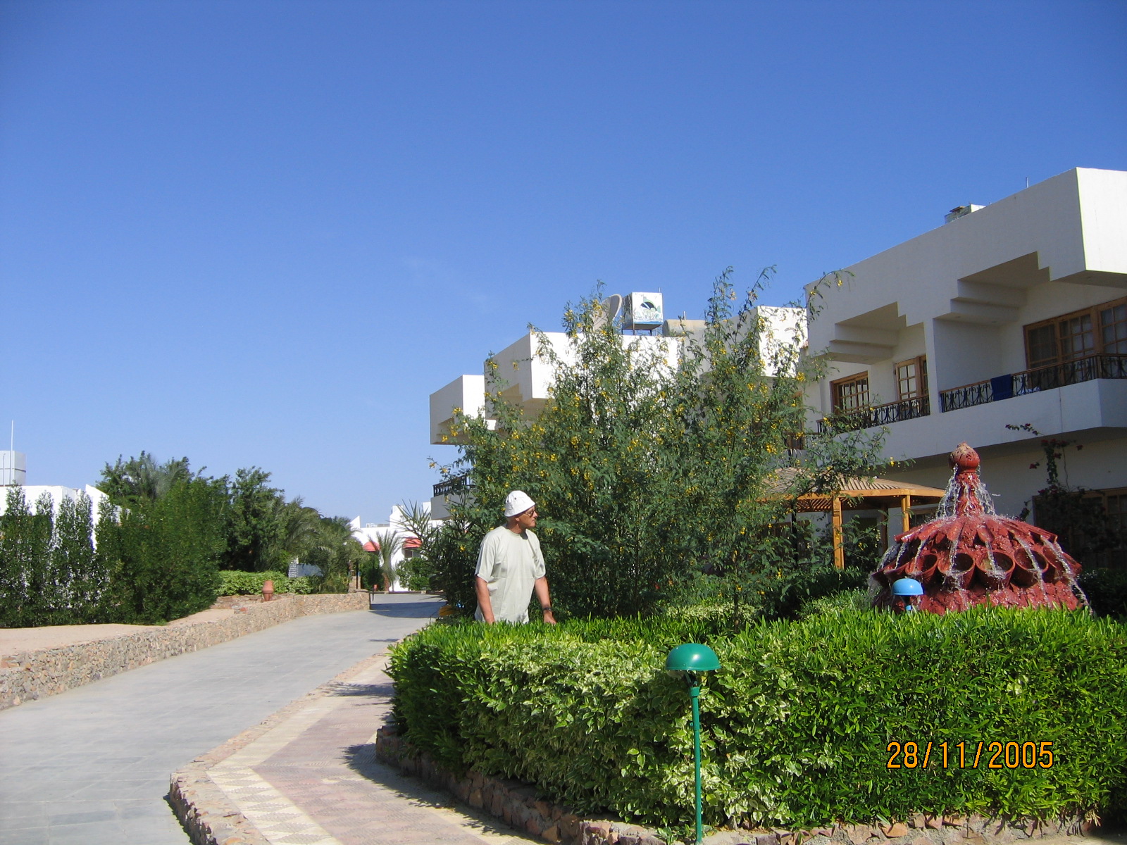 Czoła pawilonów hotelowych