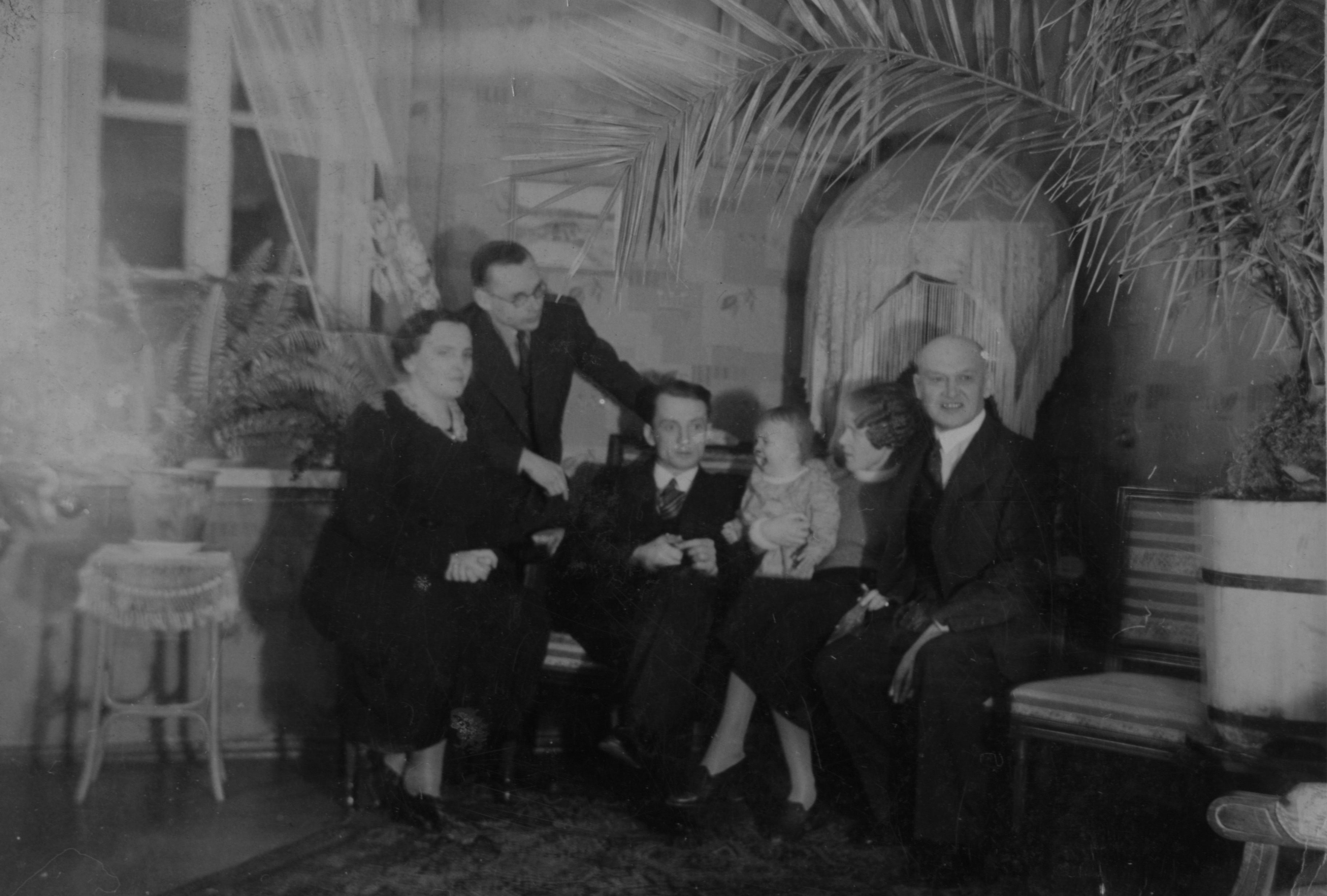 Basia oznajmia się rodzinie