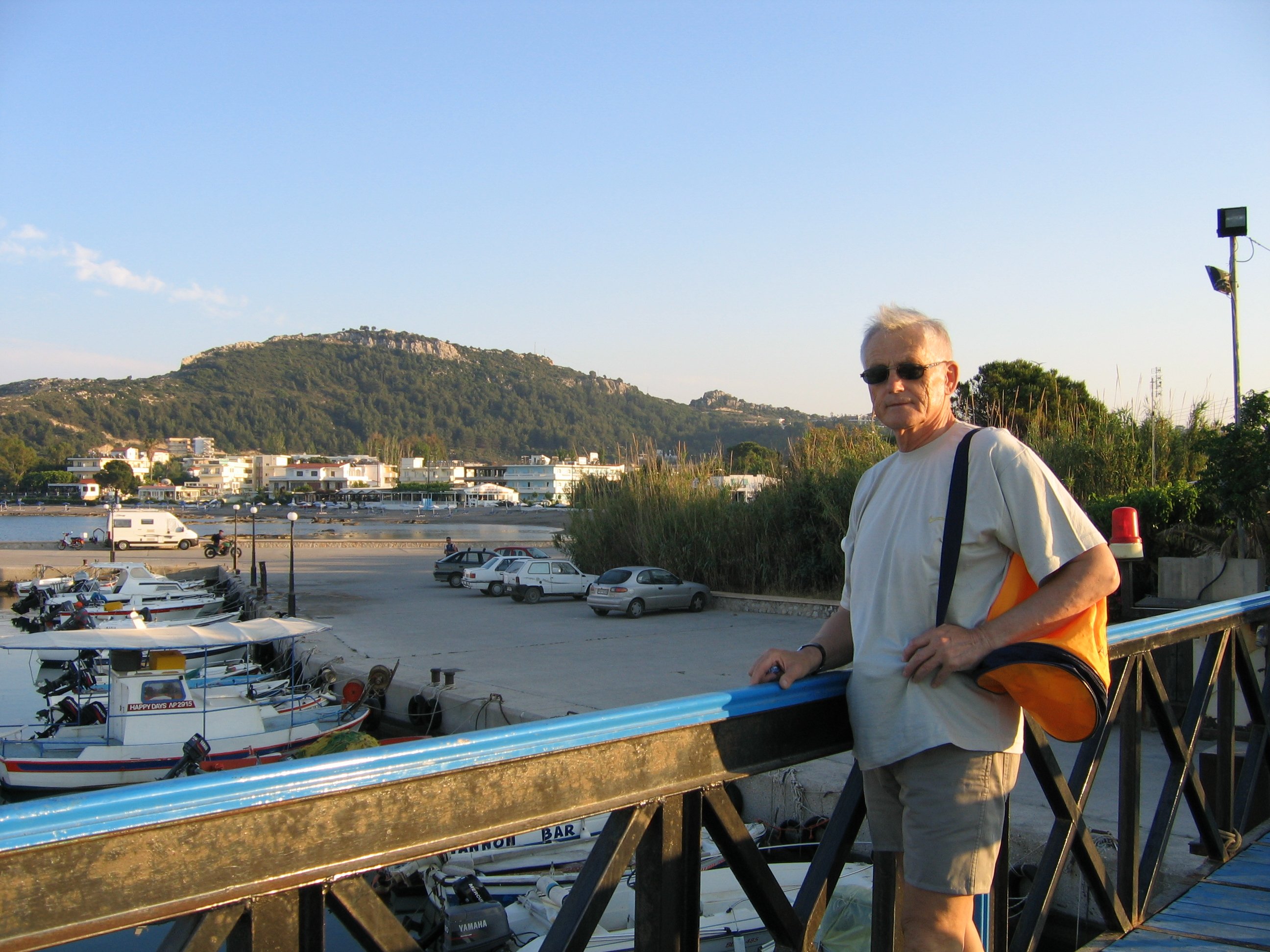 Faliraki - na mostku nad przystanią