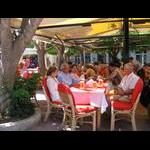 Rodos - posiłek na Nowym Placu Targowym