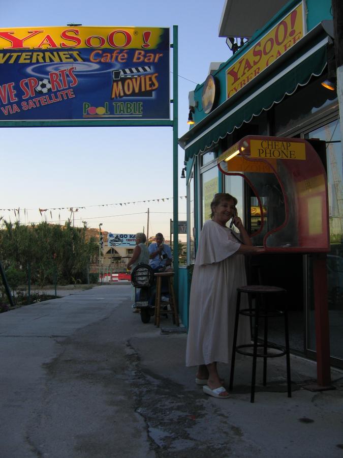 Faliraki - telefon do dzieci