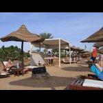 Na hotelowej plaży - pod rekami masażysty