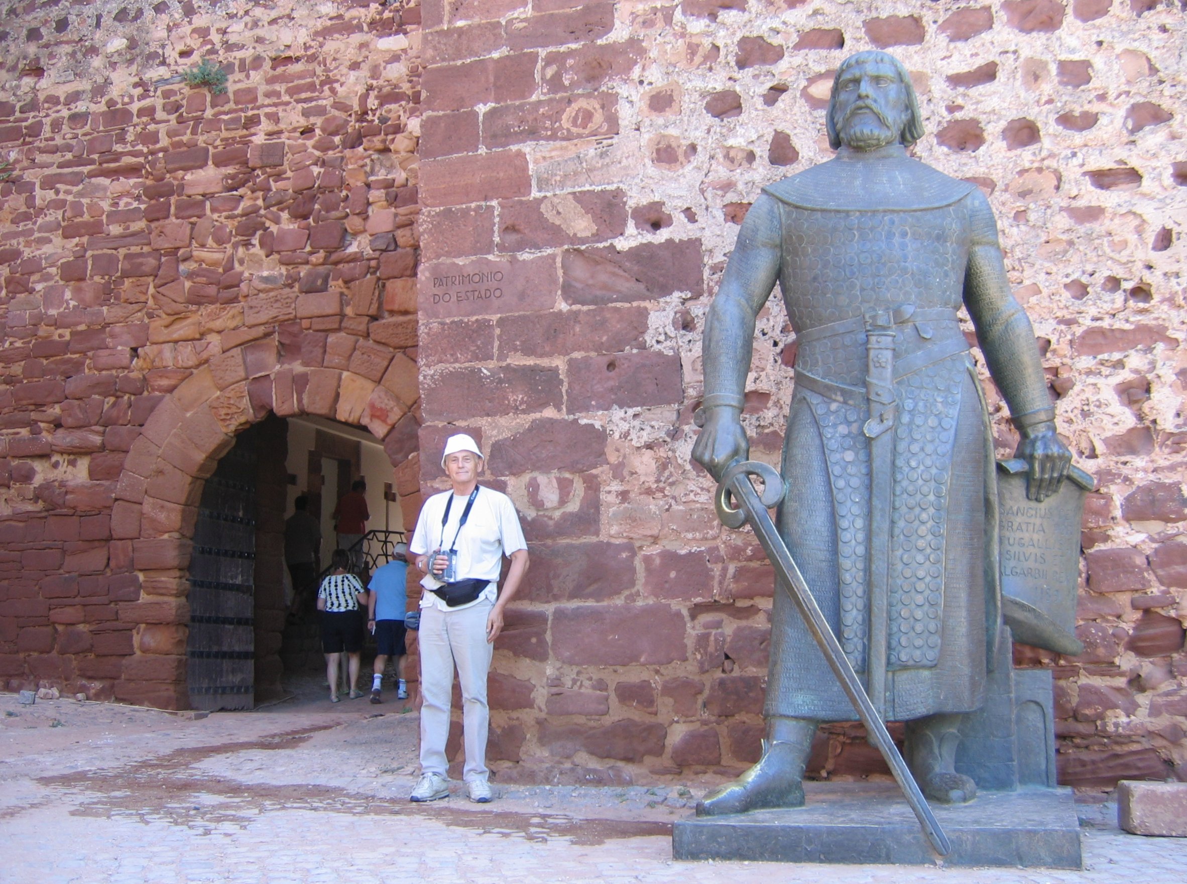 Algavre - Silves - wejscie do mauretańskiego zamku