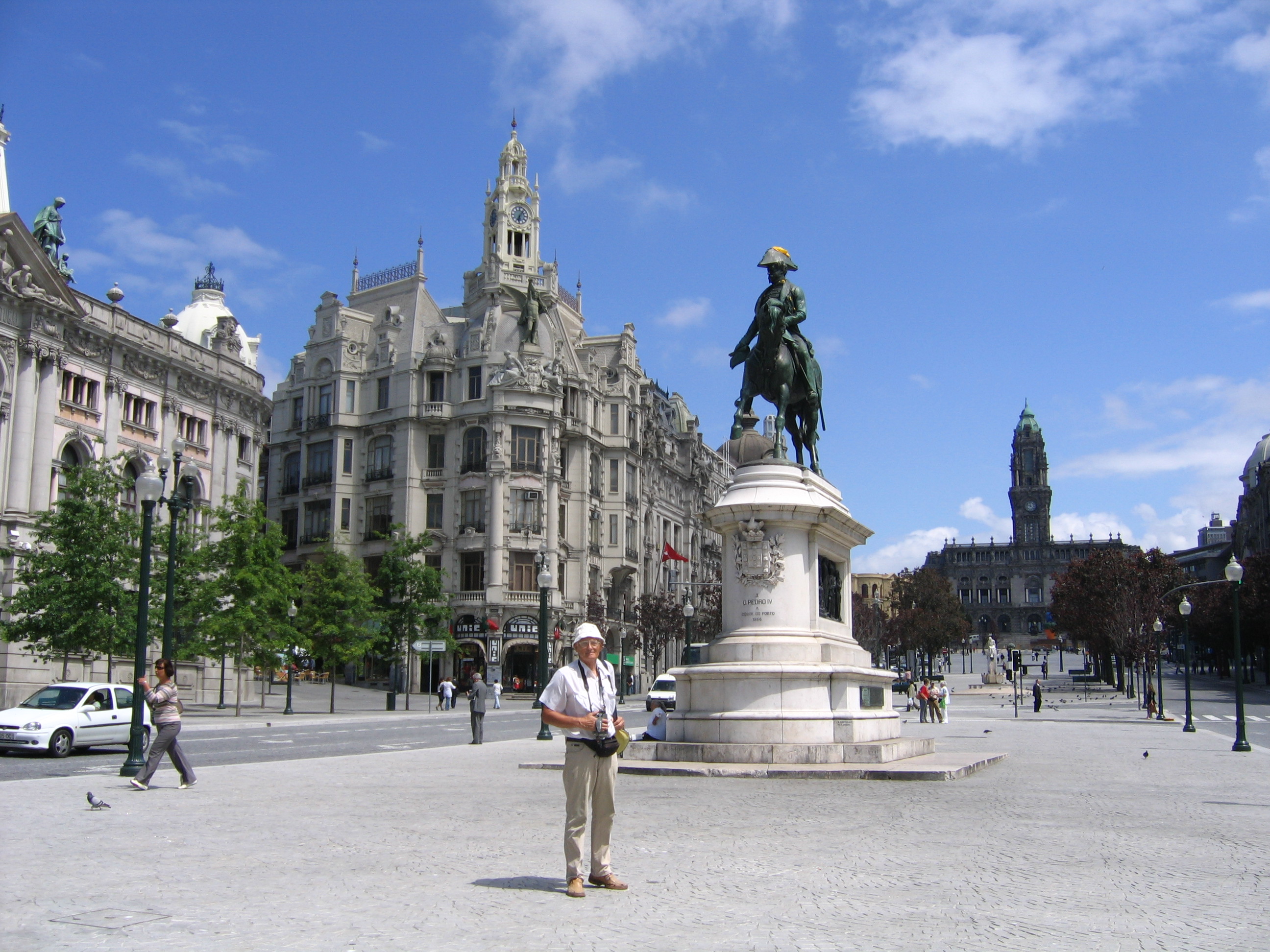 Porto - Praca da Liberdade i Pedro IV