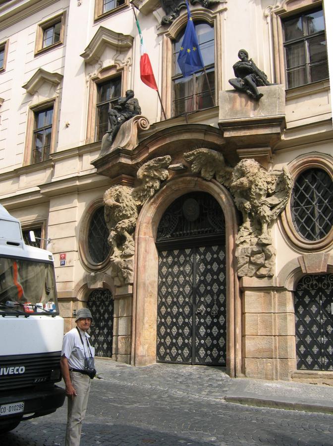 Ulice i place Pragi - Mala Strana