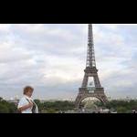 Widok z Trocadero na Pola Masowe (pod wieżą Eiffla)