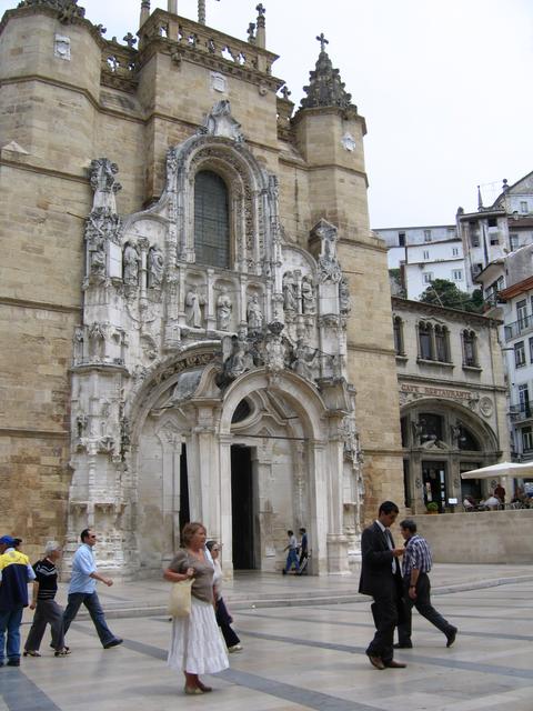 Coimbra - portal kościoła Św. Krzyża