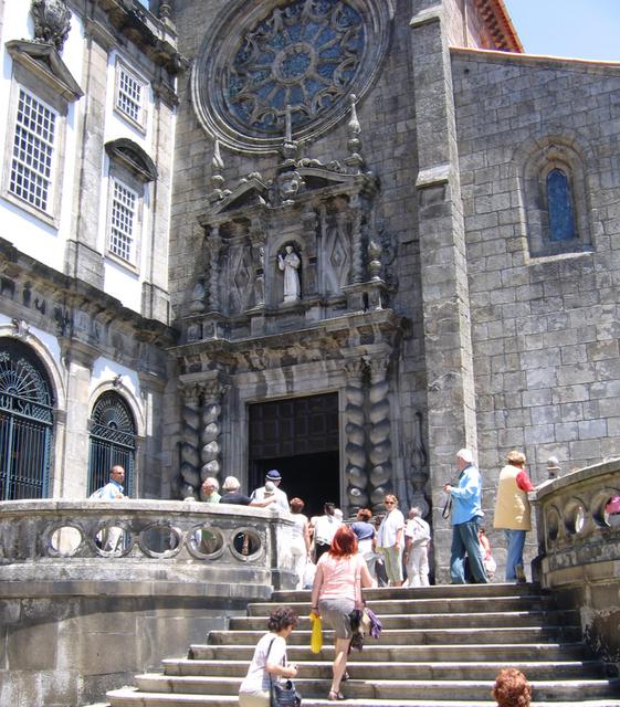 Porto - przed kościołem Św. Franciszka