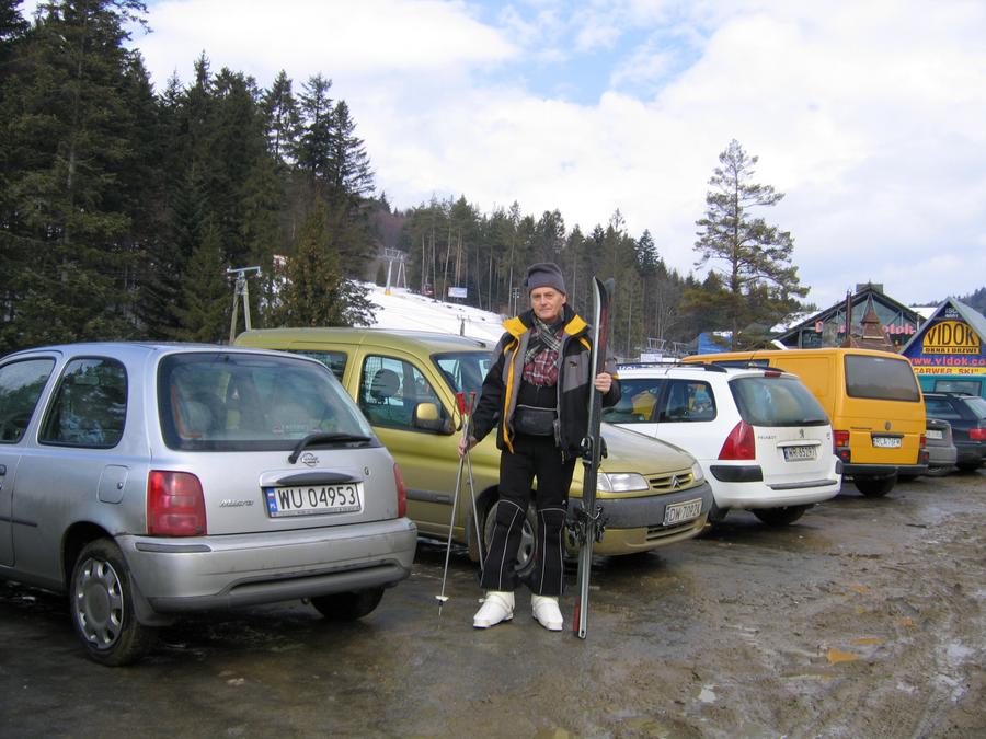 Parking u podnóża Jaworzyny Krynickiej